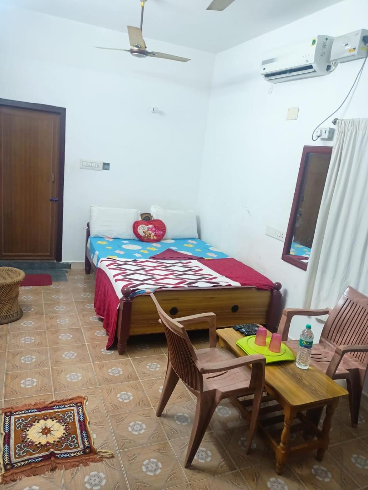 Squirrel Nest Guest House Mahabalipuram Exterior photo